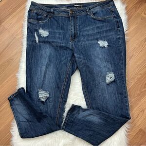 Dollhouse Charley Skinny Jeans Medium Wash Distressed 22